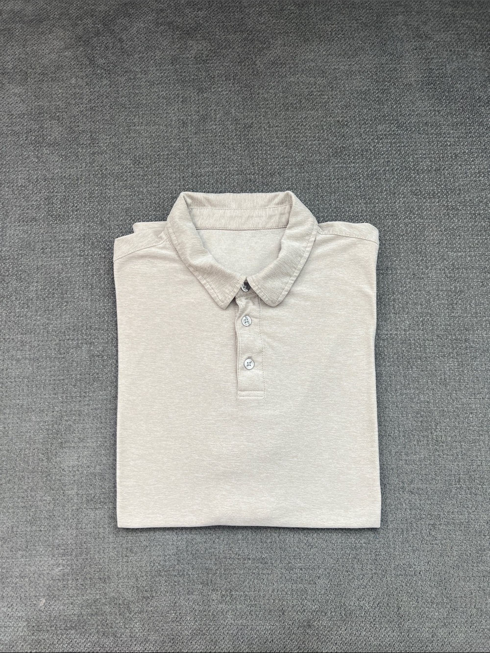 Vuori Men's Polo in Light Beige Heather - Picture 6 of 6